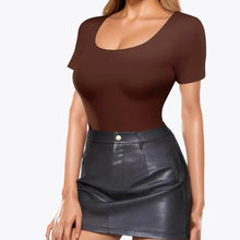 Bodysuit Modelator Tanga cu Mânecă Scurtă RunwayShape - Scoop Neck