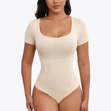 Bodysuit Modelator Tanga cu Mânecă Scurtă RunwayShape - Scoop Neck